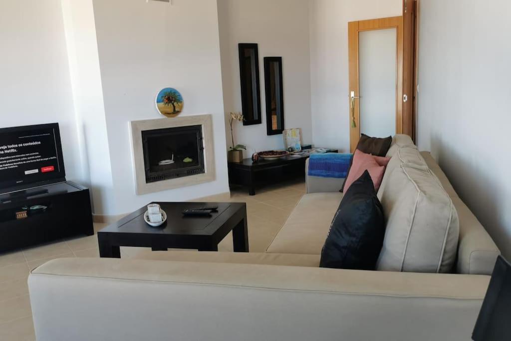 Amazing Lodge By The Ocean - Fully Equipped! Ericeira Kültér fotó
